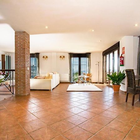 Holiday Home El Encinar อัลเกาซิน ภายนอก รูปภาพ