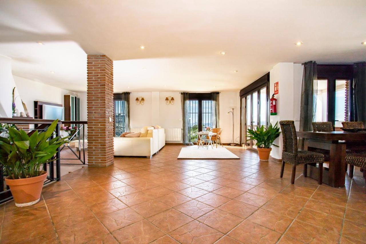 Holiday Home El Encinar อัลเกาซิน ภายนอก รูปภาพ