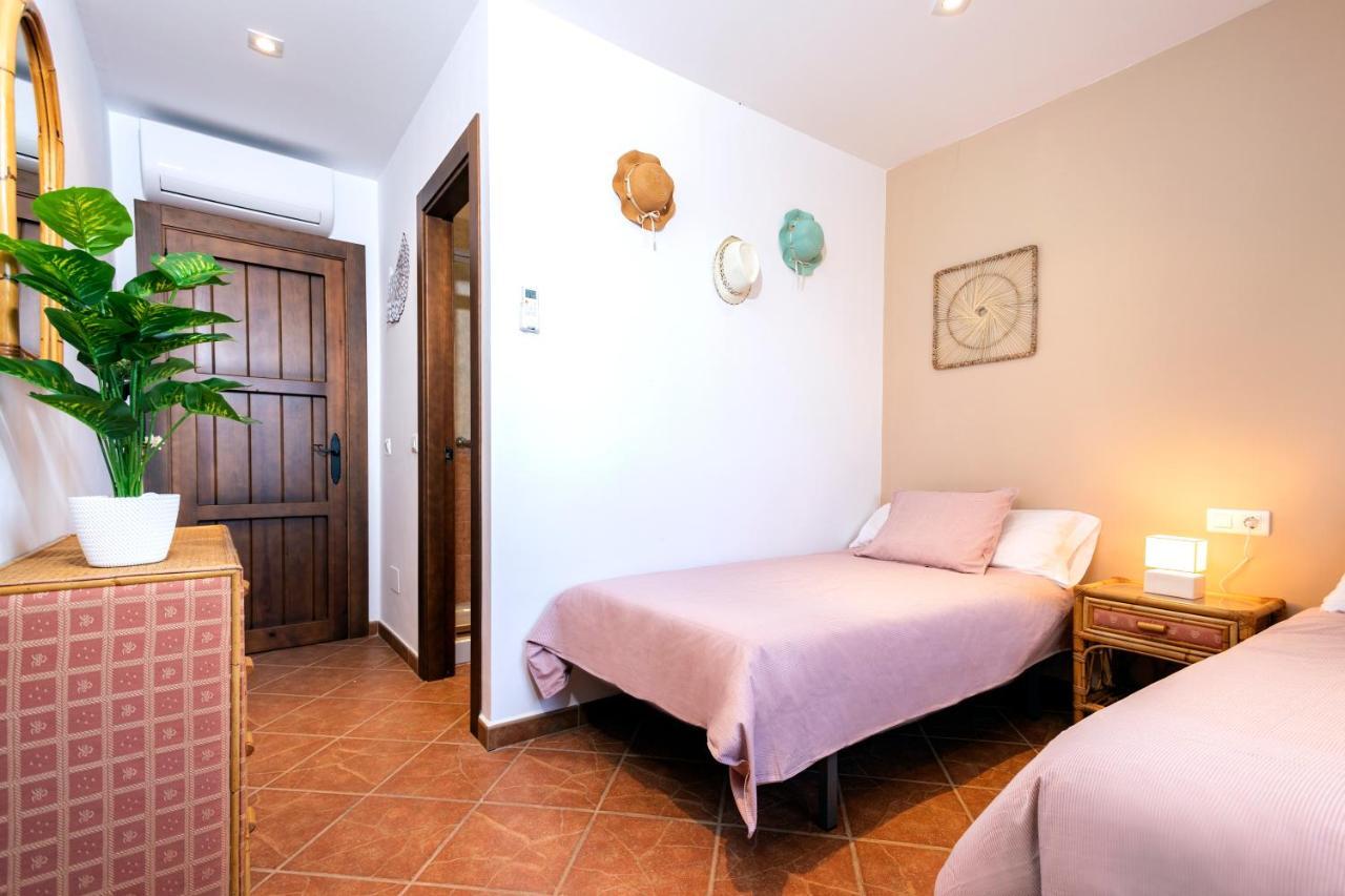 Holiday Home El Encinar อัลเกาซิน ภายนอก รูปภาพ